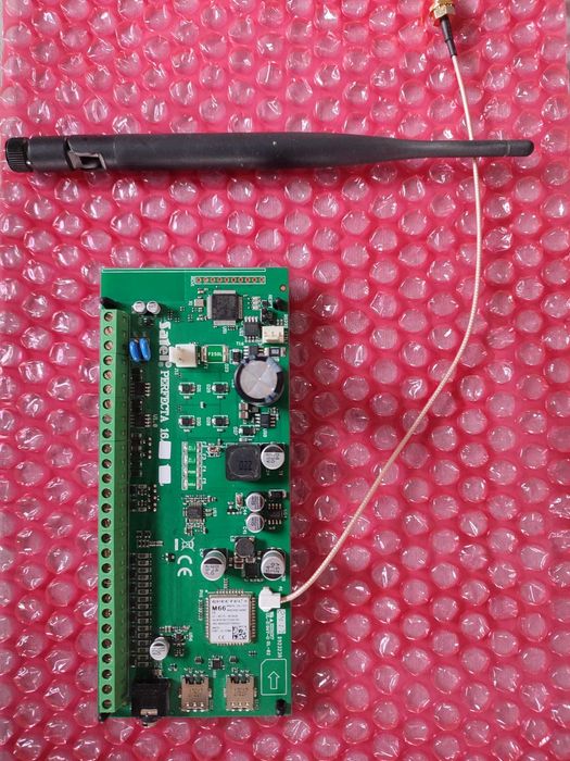 Satel PERFECTA 16 z anteną + 6 czujek