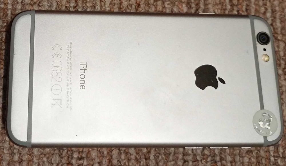 Продам iPhone 6, модель A 1586