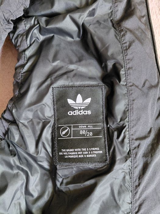 Жилет женский пуховой Adidas (XS-M)