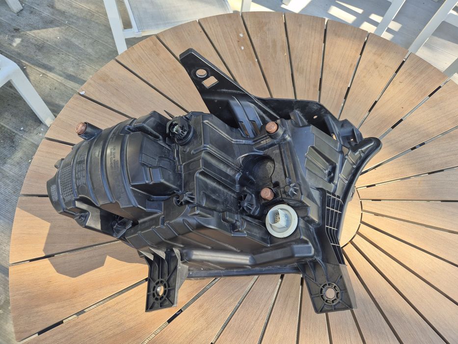 Lampa przód lewa durango