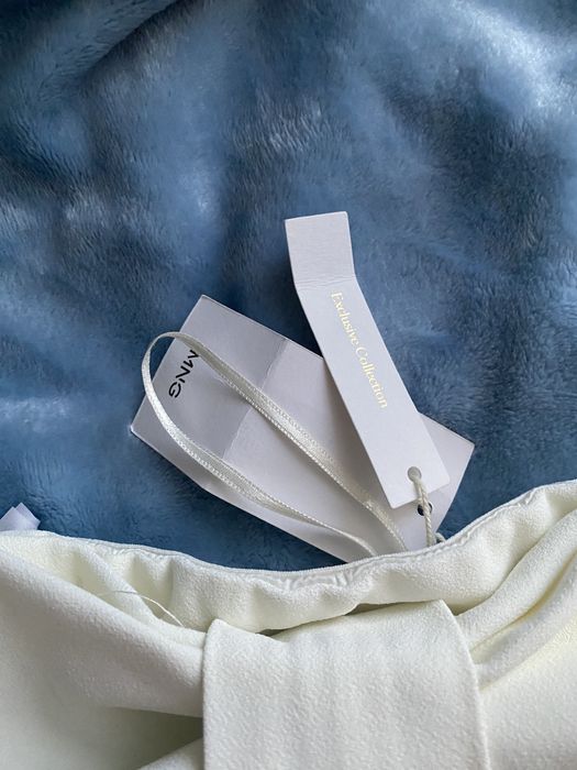 Biały krótki top z kokardą Mango kremowy ecru rozmiar S 36