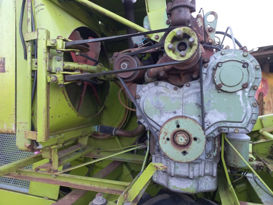 Комбайн Claas Cosmos