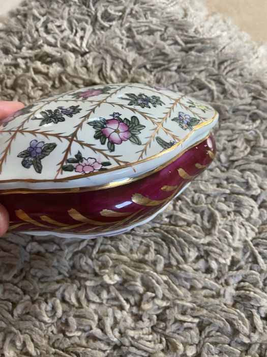 Puzderko szkatulka porcelaniwa vintage