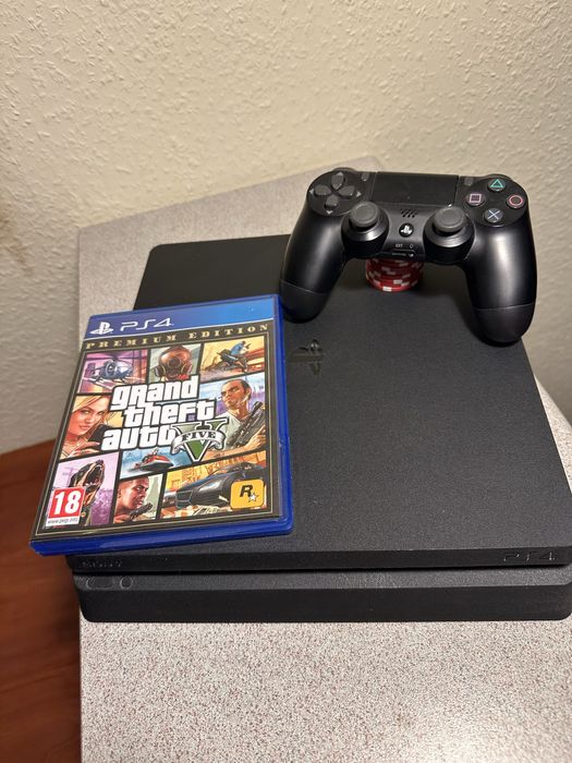 Ps4 slim 500gb + pad + gtaV
