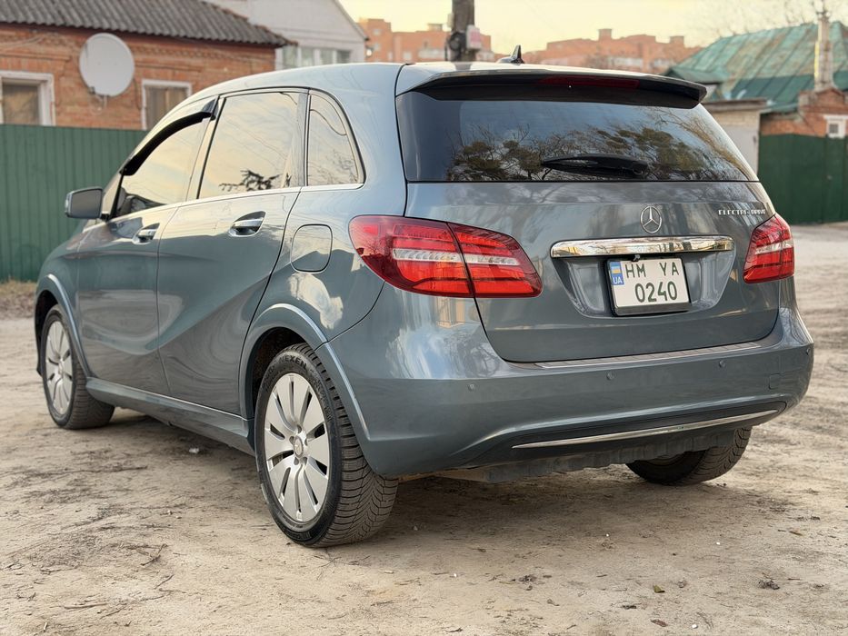 Продам Mercedes - Benz  Електромобіль