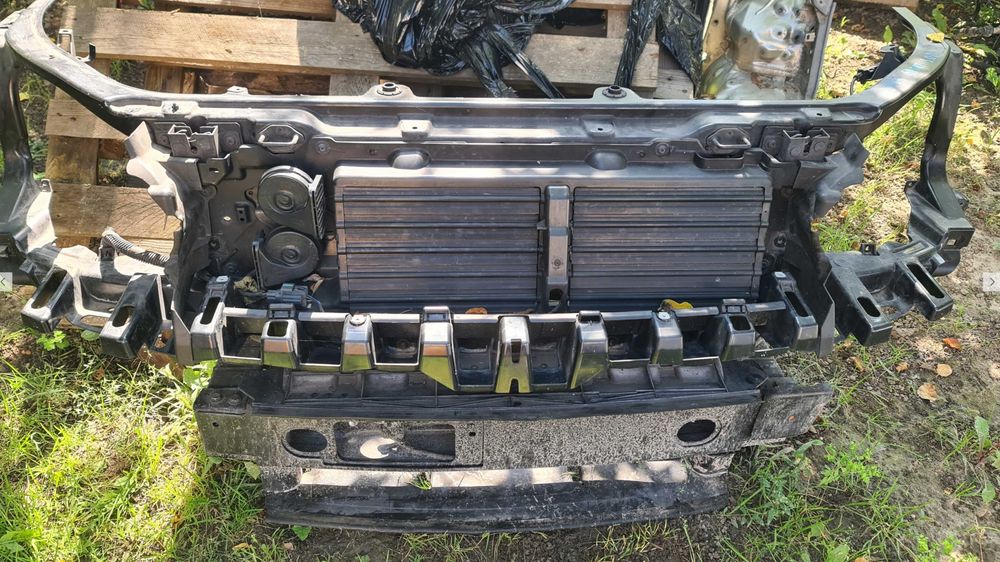 Разборка Range Rover Vogue L405 2012-2023р. Запчастини, Бампер та інше