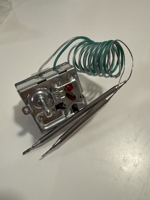 termostat podwójny 32-85°C / 110°C 6x4,6 mm