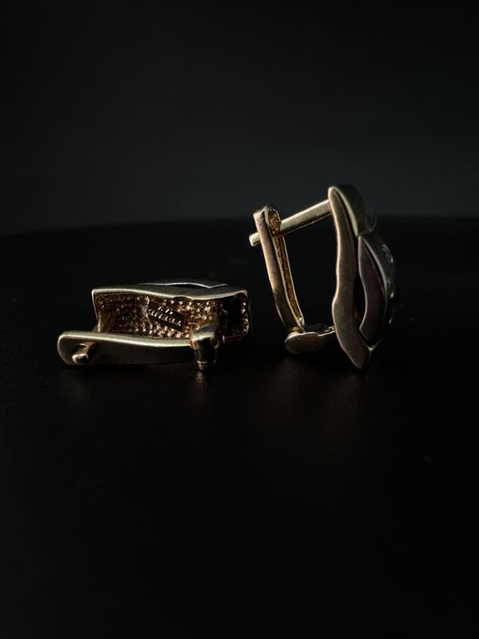 Золоті сережки / Золотые серьги