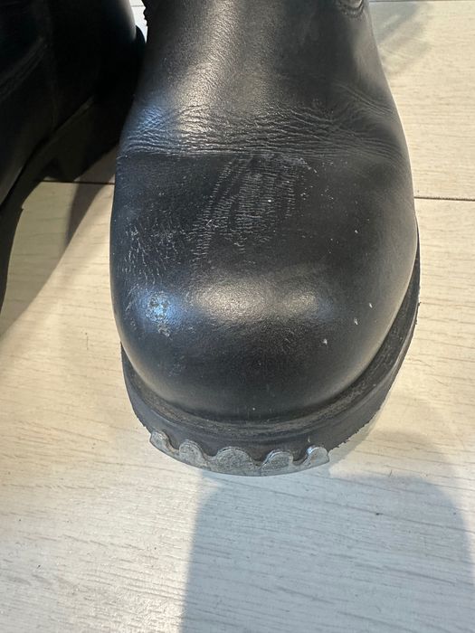 Sprzedam skórzane buty na motocykl