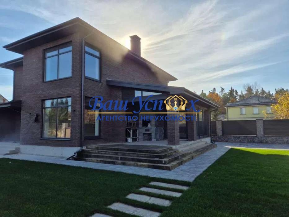 Продаж будинка ра-н  Конча-Заспа , пер. Сосновый, село  Плюты