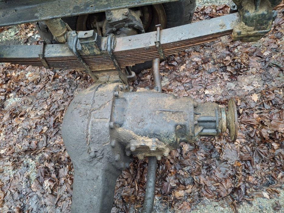 Міст передній ведучий