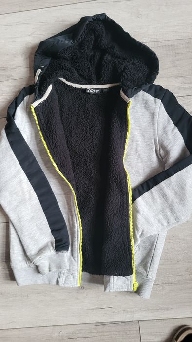 Ocieplane bluzy dresowe roz 152