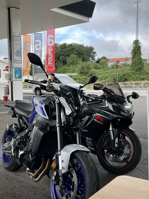 Vendo/Troco Yamaha 09