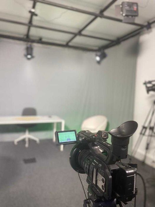 Câmara Panasonic 4K AG-UX180 (profissional)