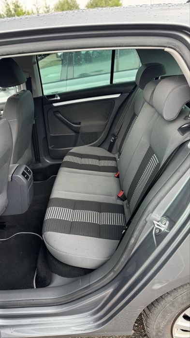 Volkswagen GOLF  mpi  2008