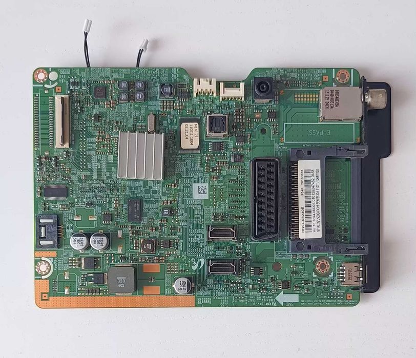 Płyta główna do telewizora SAMSUNG model UE32J5000AW.