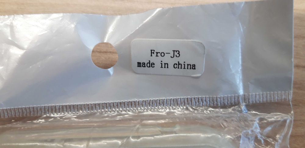 Etui - plecki  Samsung Galaxy  J3