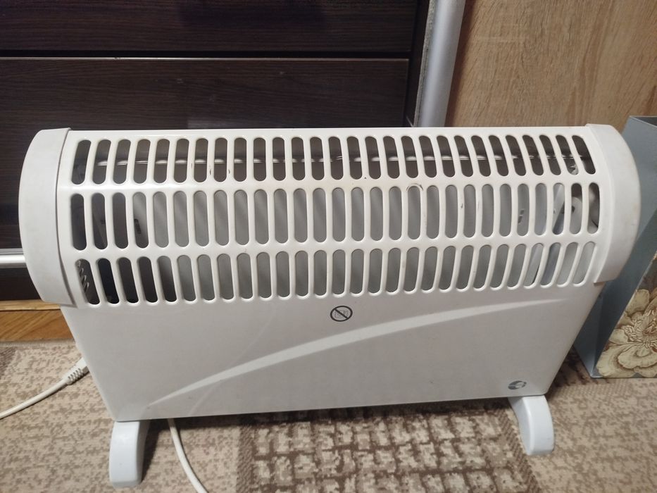 Конвектор 800 грн