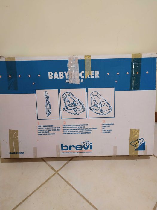 Cadeira de descanso e balanço, marca Brevi