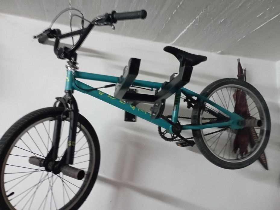 Bicicleta BMX azul
