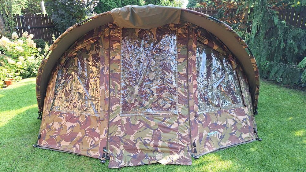 Namiot karpiowy dwuosobowy Starbaits FR Camo z narzutą winterskin