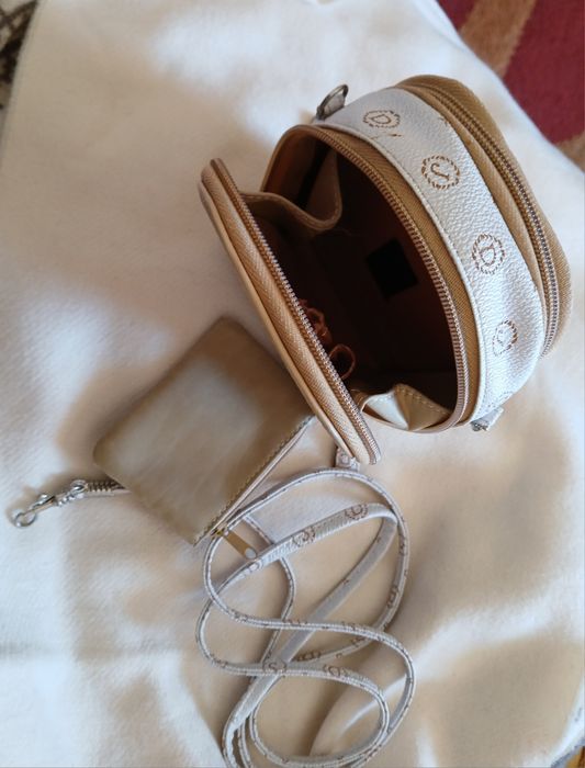 Bolsa a tiracolo marca David Jones