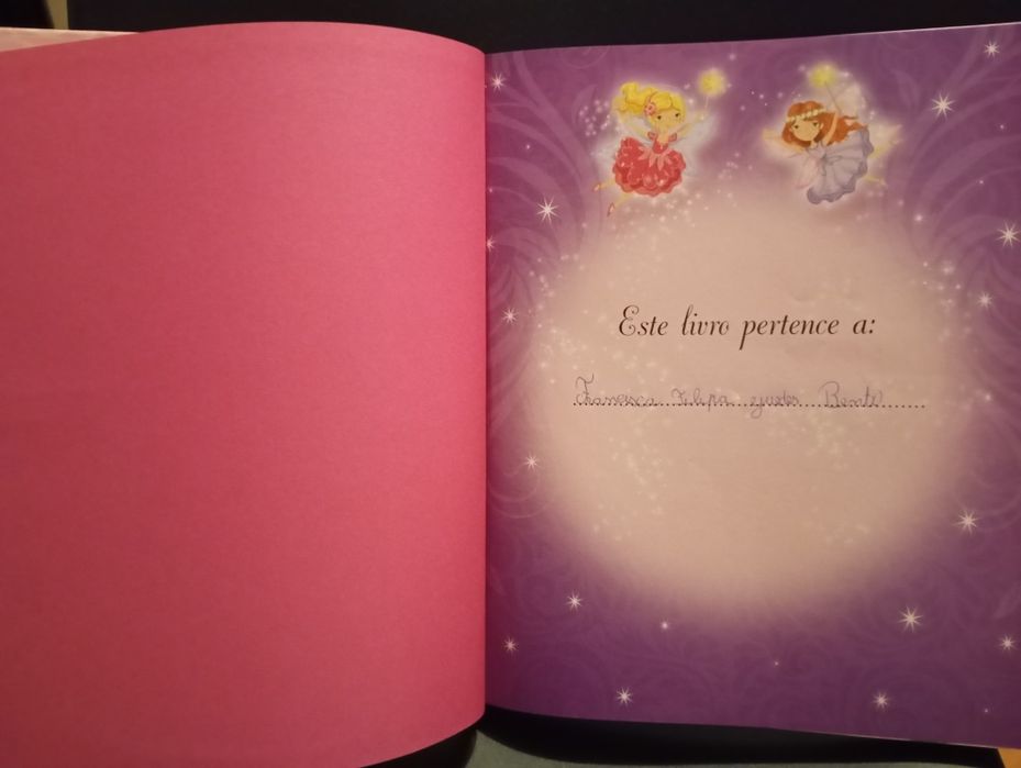 Livro " Uma coleção de histórias para raparigas"