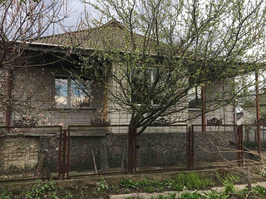 Будинок в затишному місті, поблизу річки та лісу! 65км. від Києва