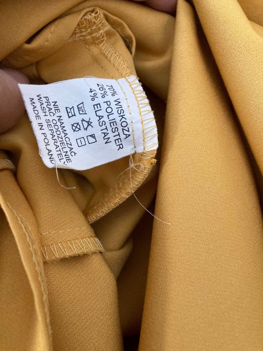 Sukienka musztardowa 44