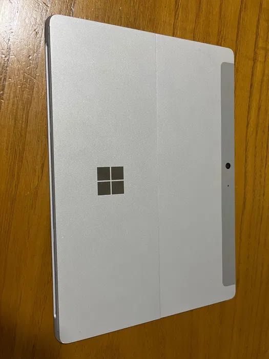 Portátil Microsoft Surface Go