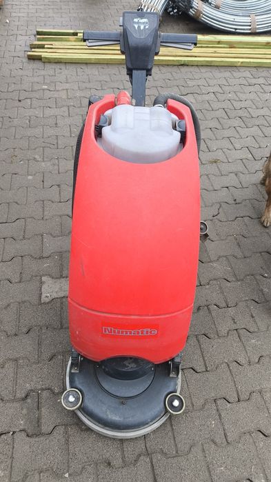 Szorowarka Numatic ETB4045/60 kompletna