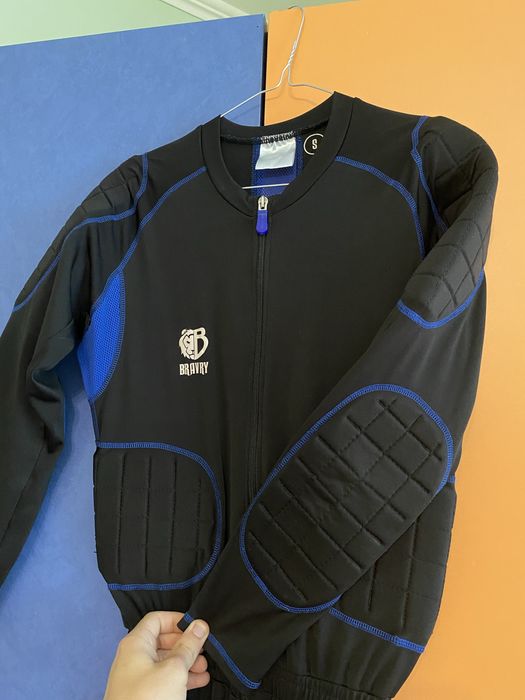 Воротарський костюм Bravry. Форма для воротаря. Захисна амуніція