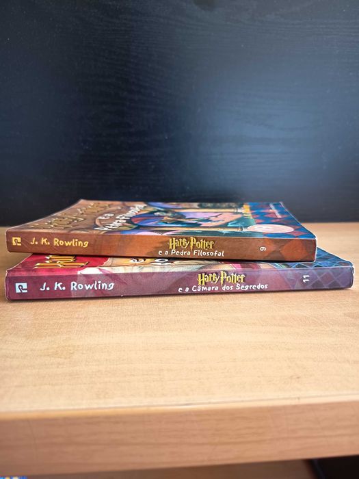 2 livros Harry Potter