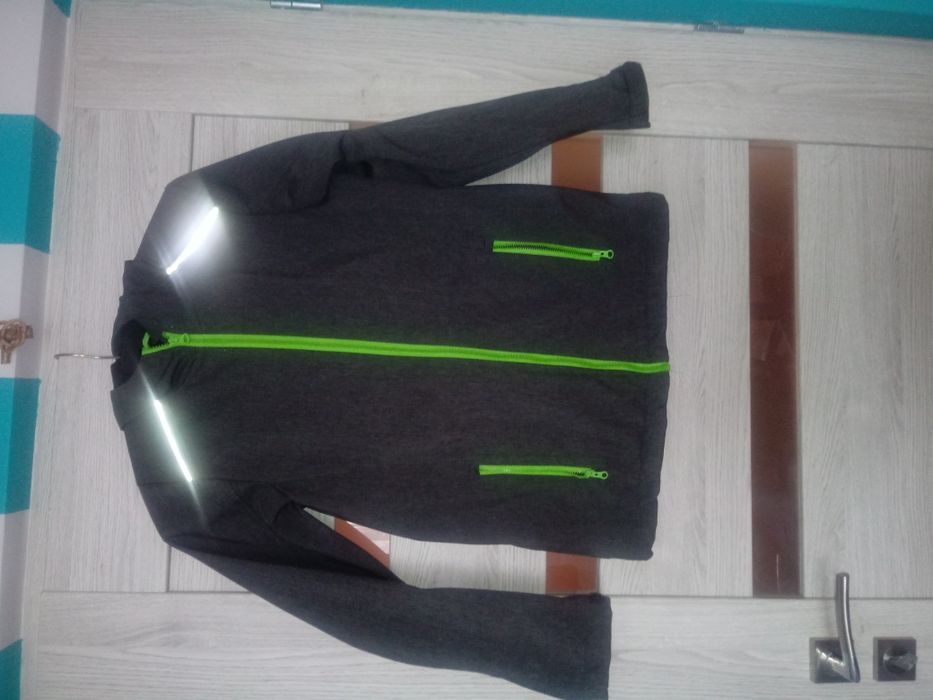 Sprzedam chłopięca kurtkę