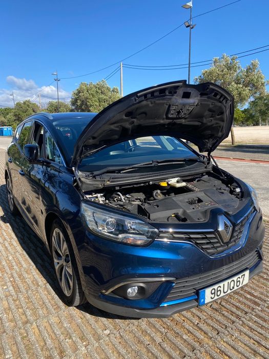 Renault scenic 1.5 dci Hibrid Assist intense