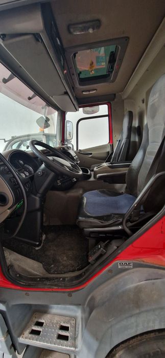 Camiao porta máquinas 26 ton