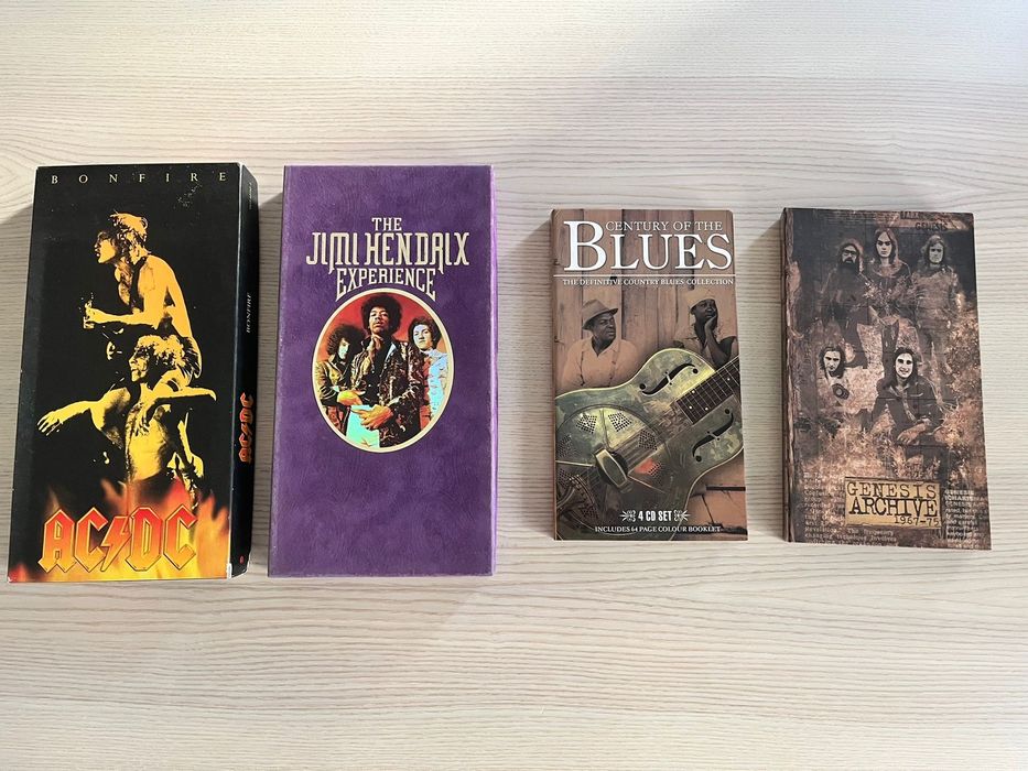 Coleção de caixas de cd’s