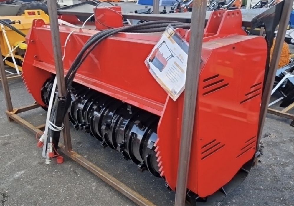 Mulczer lesny hydrauliczny mini ladowarki skidsteer bobcat