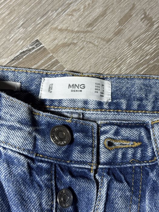 Жіночі джинси Mango (32 розмір)