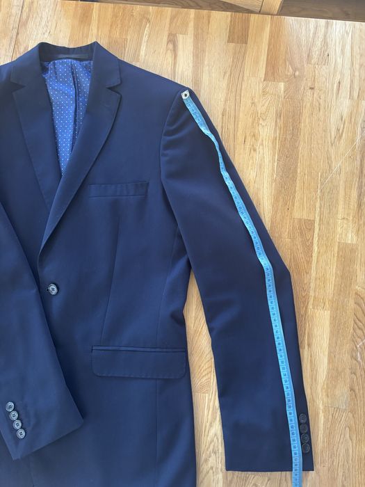 Garnitur granatowy wysoki slim z pokrowcem