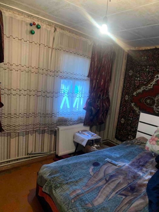 Продам дом в Мерефе. Газовое отопление. Участок 6 соток .Тихий районTB