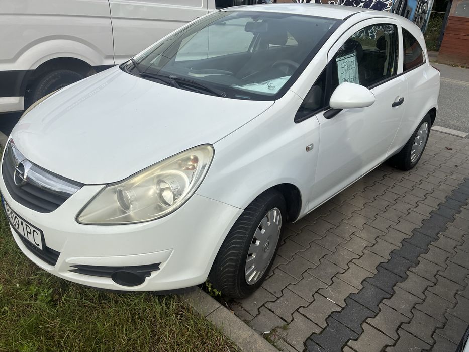 Opel corsa D 2008r
