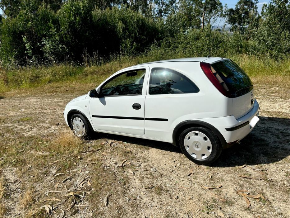 Opel corsa 1.3 cdti - comercial