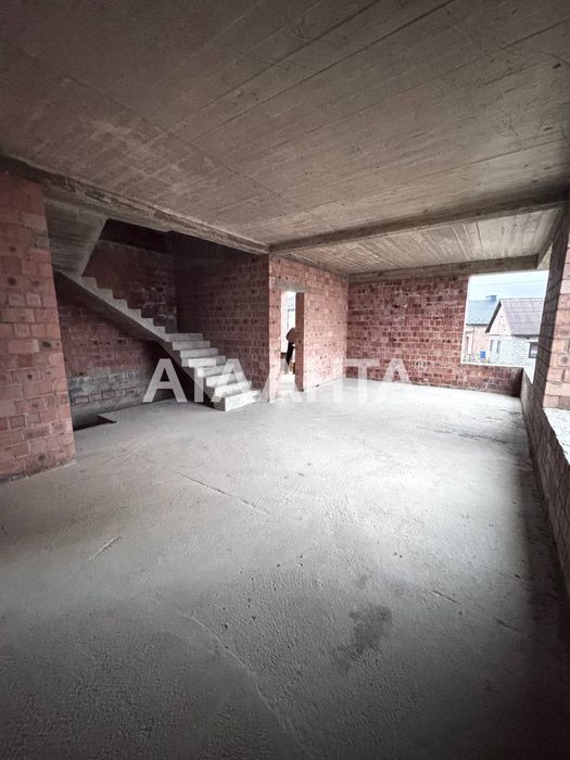 новозбудований будинок