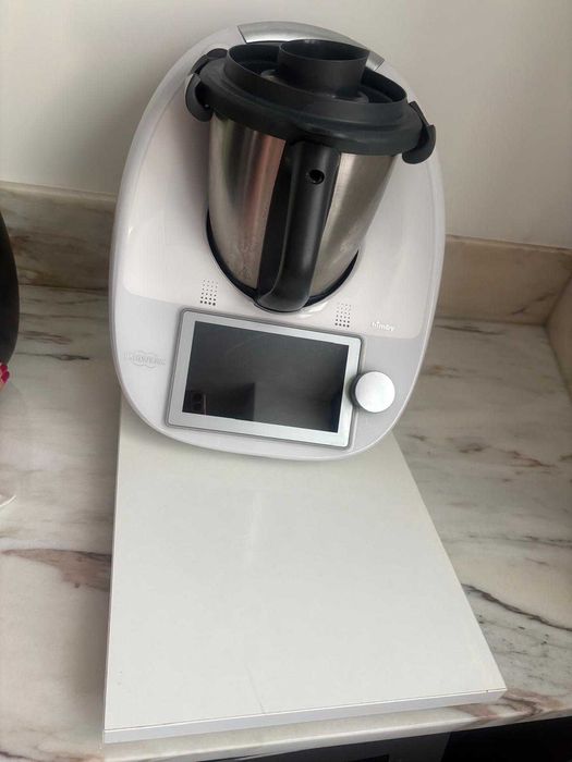 Vende-se BIMBY TM6