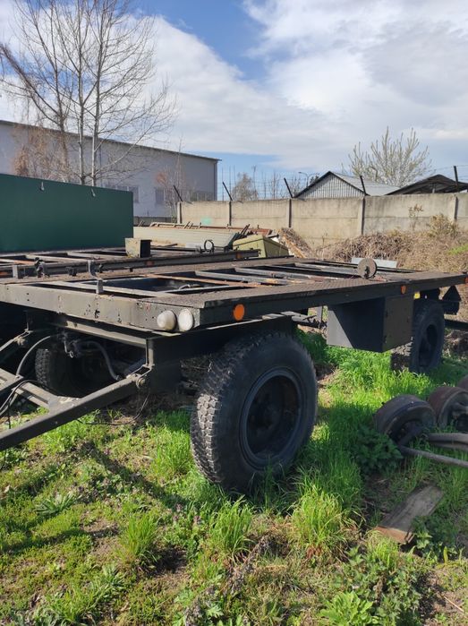 Podwozie przyczepy D-46 z wojska