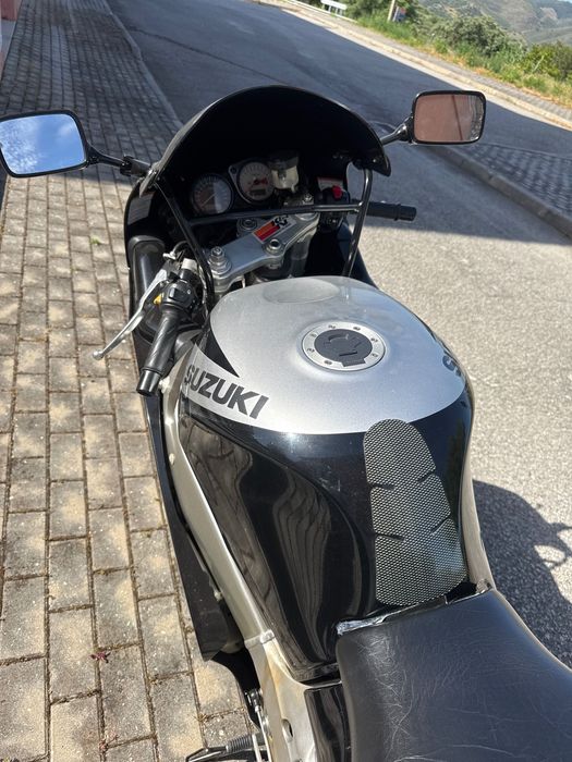 Suzuki GSXR 750 1999