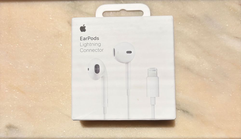 EarPods Lightning Connector
