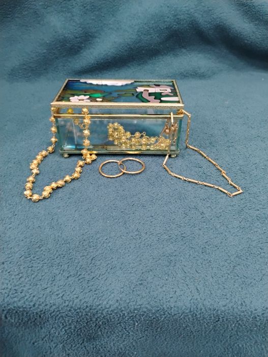 Guarda-jóias em vidro