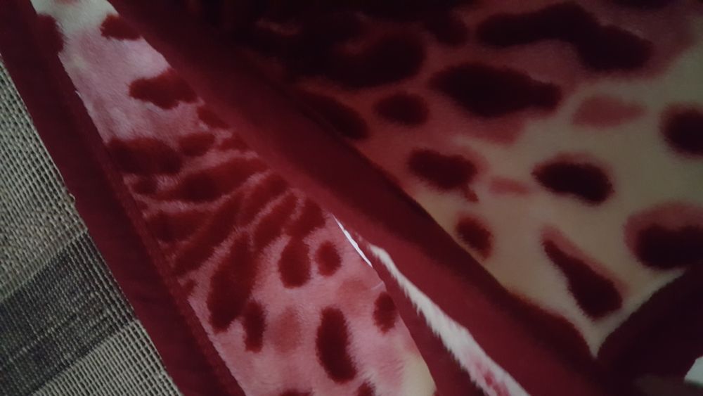 Продам покрывало меховое двухспальное